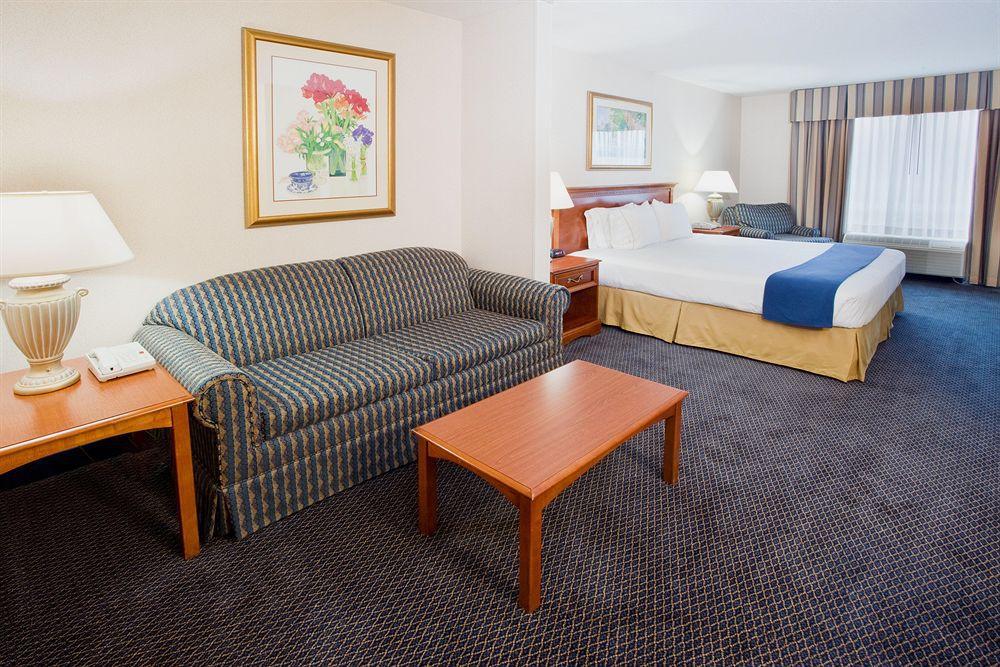 Holiday Inn Express Hotel & Suites Grand Rapids-North By Ihg Walker Oda fotoğraf