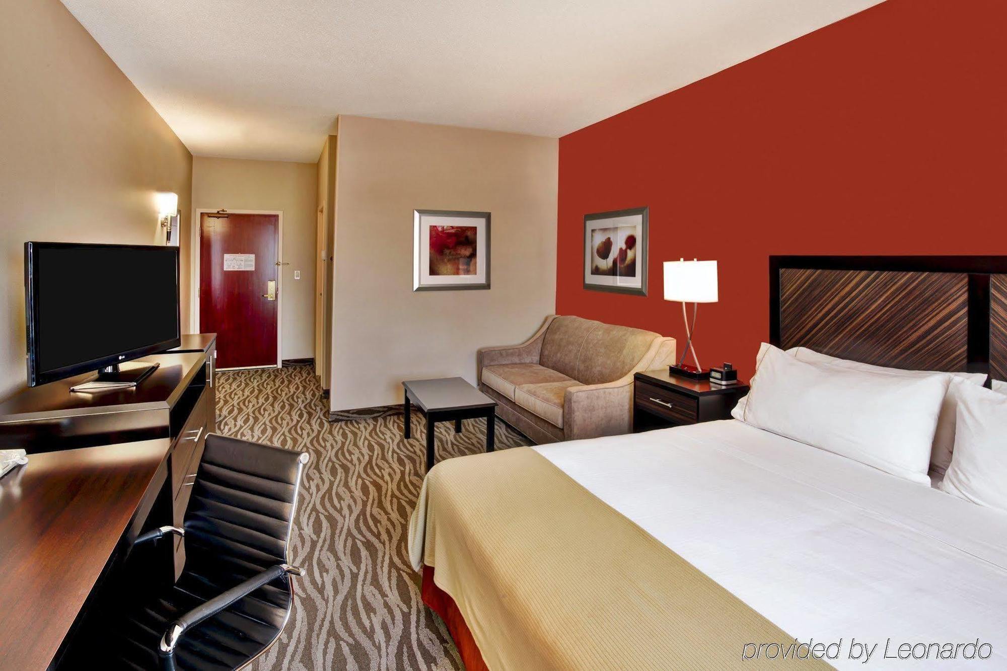 Holiday Inn Express Hotel & Suites Grand Rapids-North By Ihg Walker Dış mekan fotoğraf
